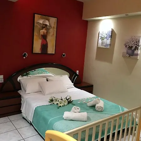 Apartment Steps To Nea Chora Angela ,10min To Town